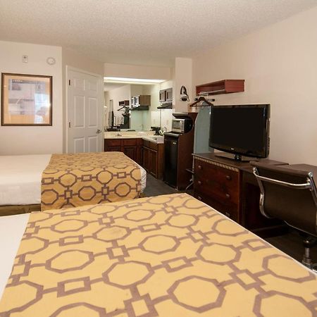 Motel Baymont By Wyndham Tuscaloosa Esterno foto