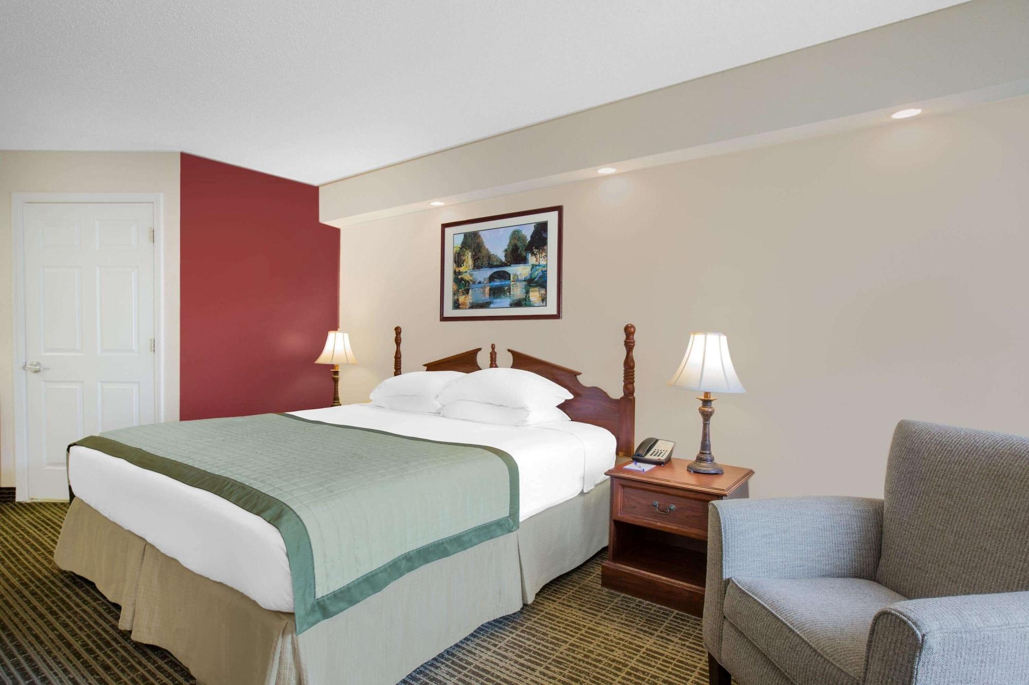 Motel Baymont By Wyndham Tuscaloosa Esterno foto