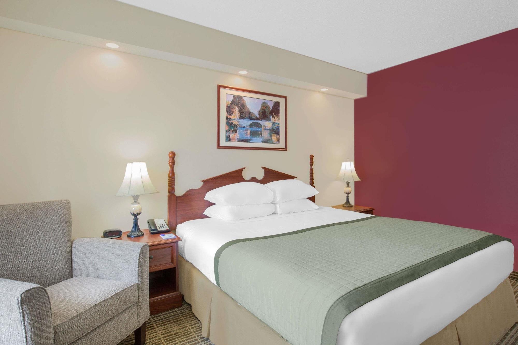 Motel Baymont By Wyndham Tuscaloosa Esterno foto